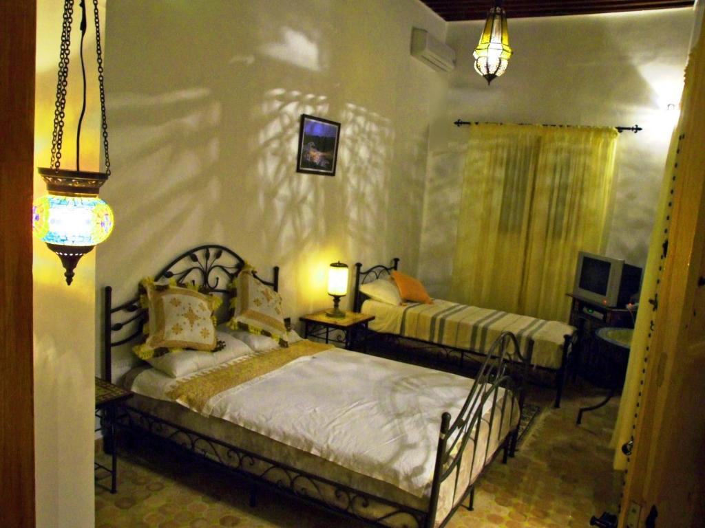 Al Andaloussiya Diyafa Hotel Moulay Idriss Kültér fotó