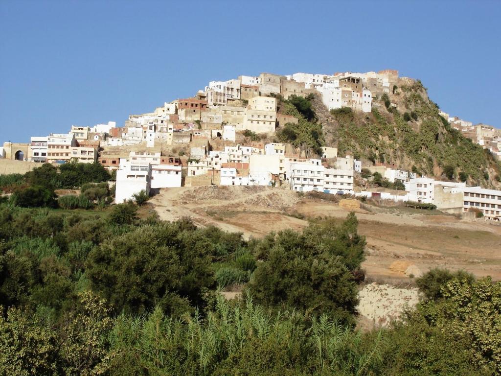 Al Andaloussiya Diyafa Hotel Moulay Idriss Kültér fotó